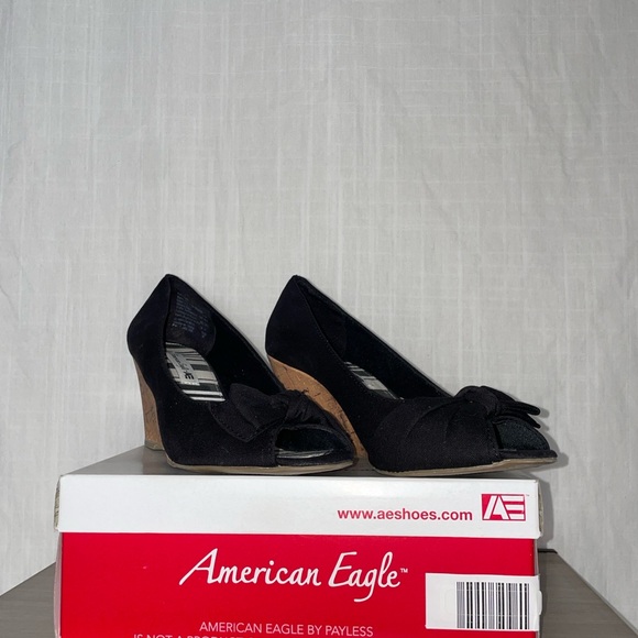 American Eagle peep toe twist wedges - Picture 2 of 7